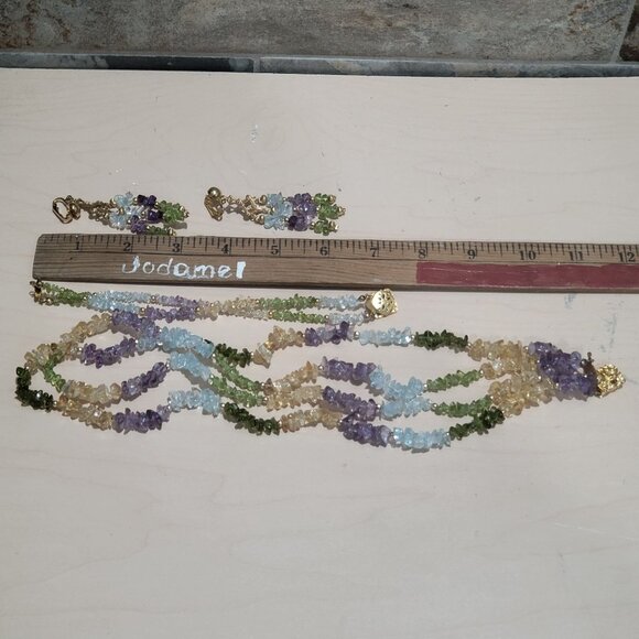 Multi Colored Gemstone Chip Necklace Bracelet Earrings Set - Picture 10 of 11
